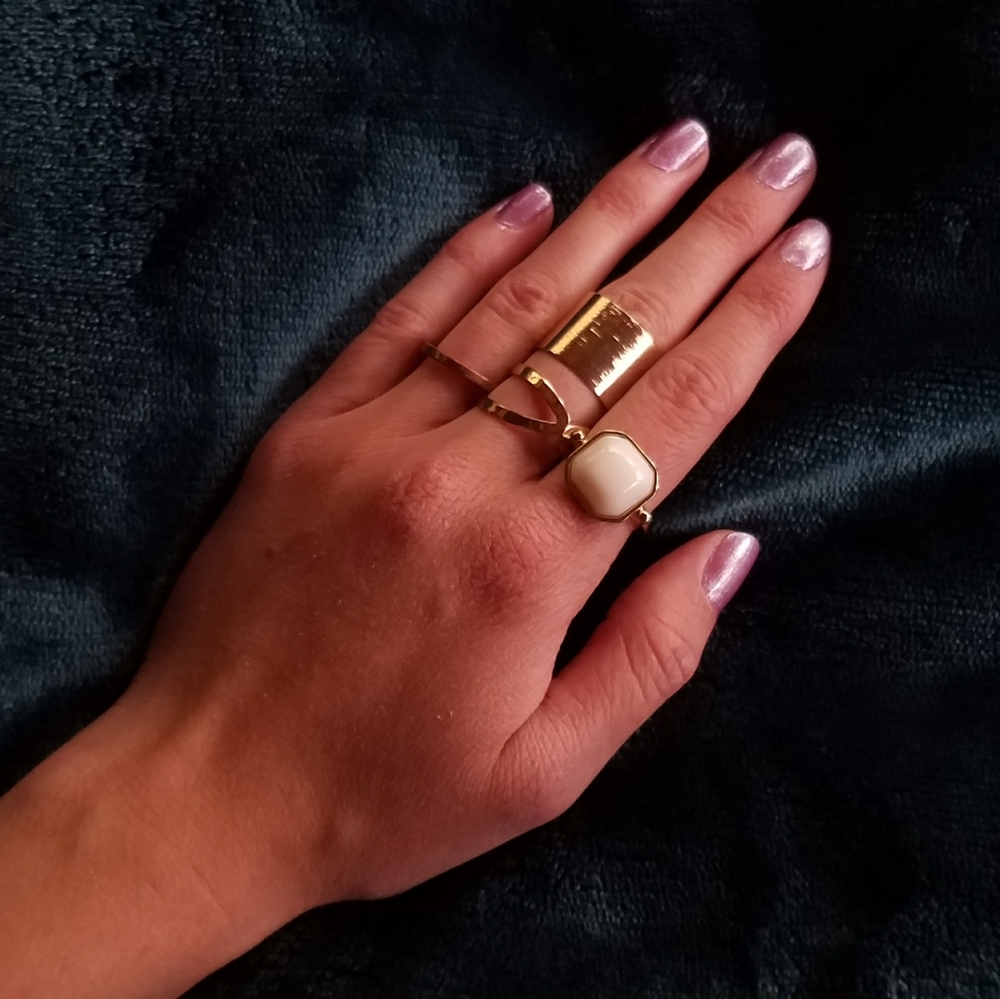4 rings
